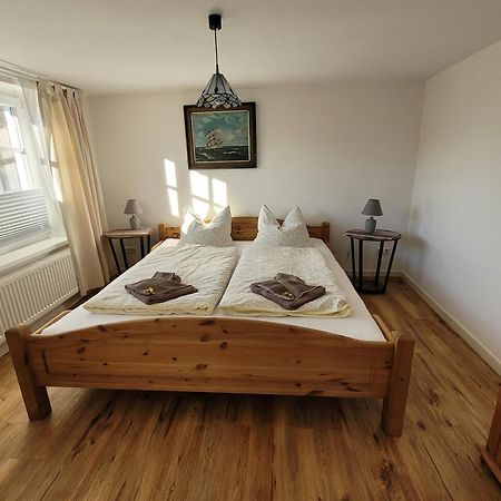 Urlaub Unterm Reetdach Auf Dem Darss Villa Fuhlendorf  Buitenkant foto